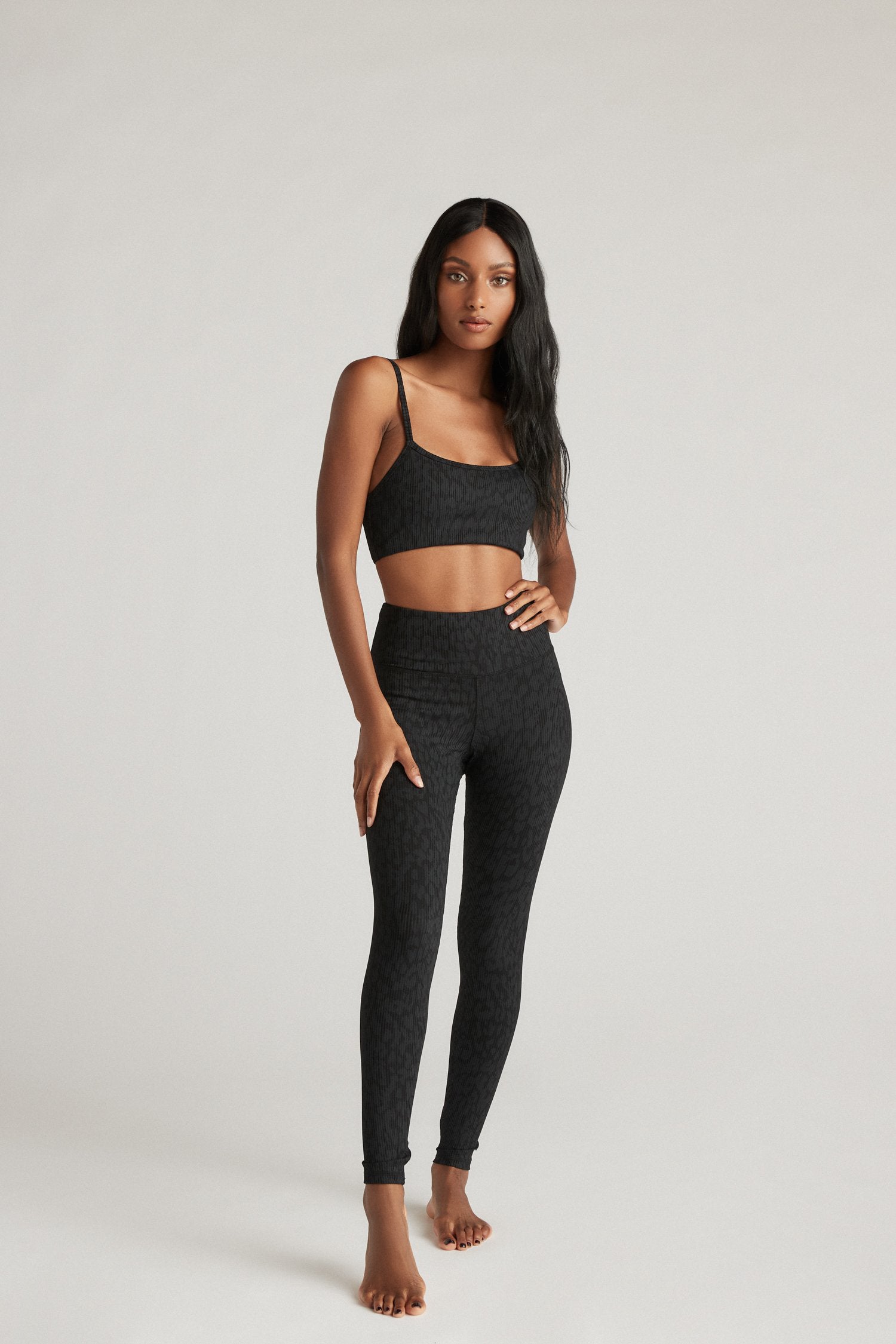 Kendell Embossed Ankle Legging