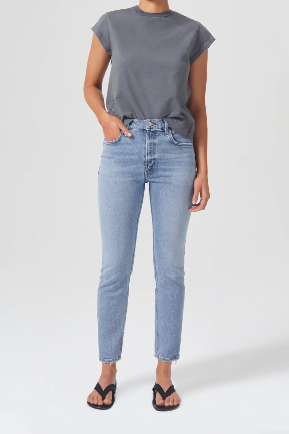 Rubis Glow Mid Rise Slim Crop