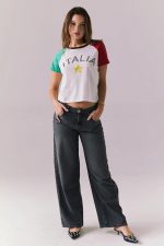 Oasis Star Tee - Image 3