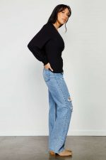 Fortuna V Neck Top - Image 5
