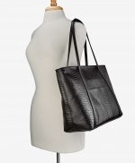 Fina Brise Travel Tote - Image 4