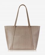 Fina Brise Travel Tote
