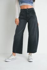 Saga Jean - Image 7