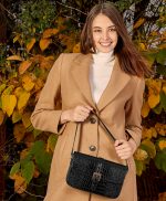 Core Shoulder Bag - Image 2
