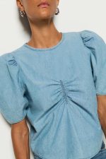 Splendore Chambray Top - Image 5
