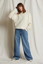 Dulce Vibe Crewneck - Image 4
