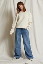 Dulce Vibe Crewneck - Image 3