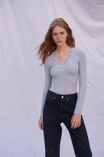 Rayon Soleil U Neck - Image 4