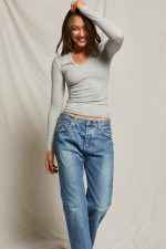 Rayon Soleil U Neck - Image 3