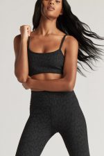 Valor Embossed Ankle Legging - Image 3