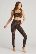 Burgundy Splatter Legging
