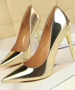Obsidian Heels