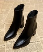 Outline Flow Boots